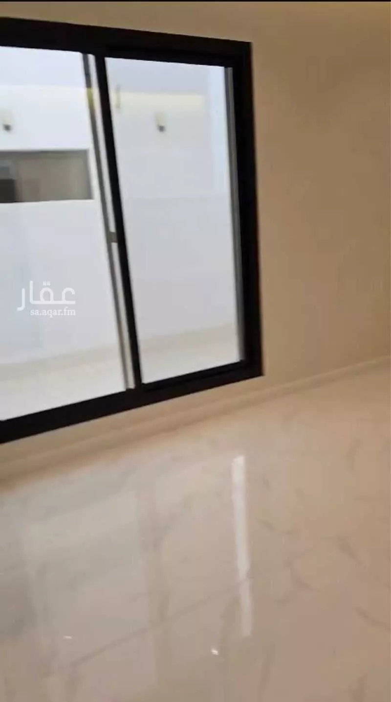 5 bedroom villa in Al Yaqout 4