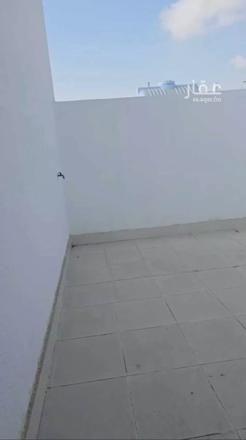5 bedroom villa in Al Yaqout 6