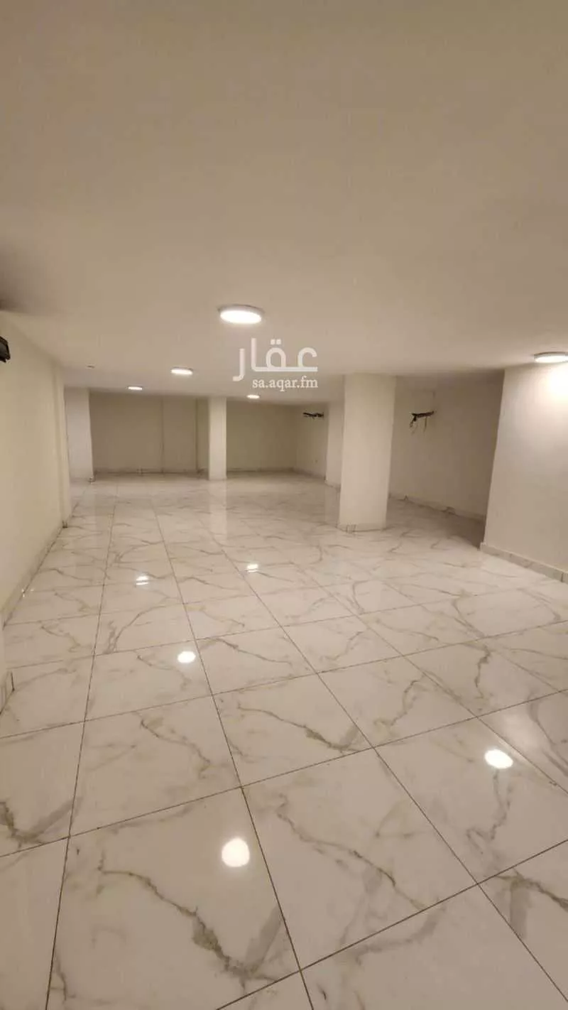 6 bedroom villa in Al Yaqout 13