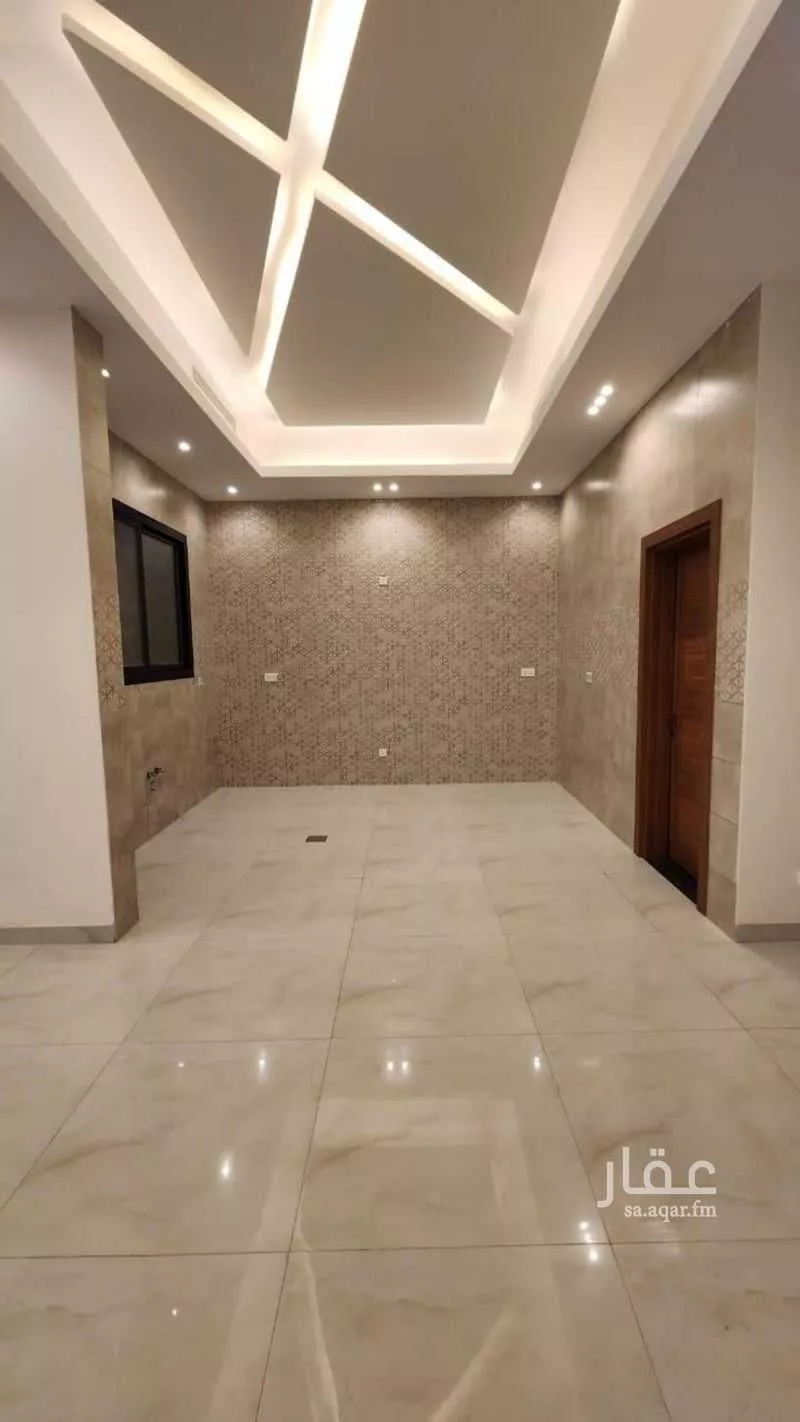 6 bedroom villa in Al Yaqout 14