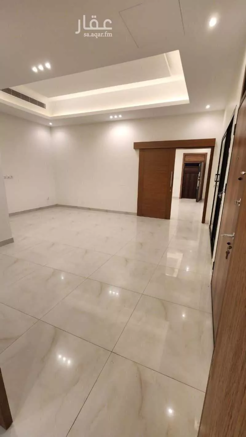6 bedroom villa in Al Yaqout 18