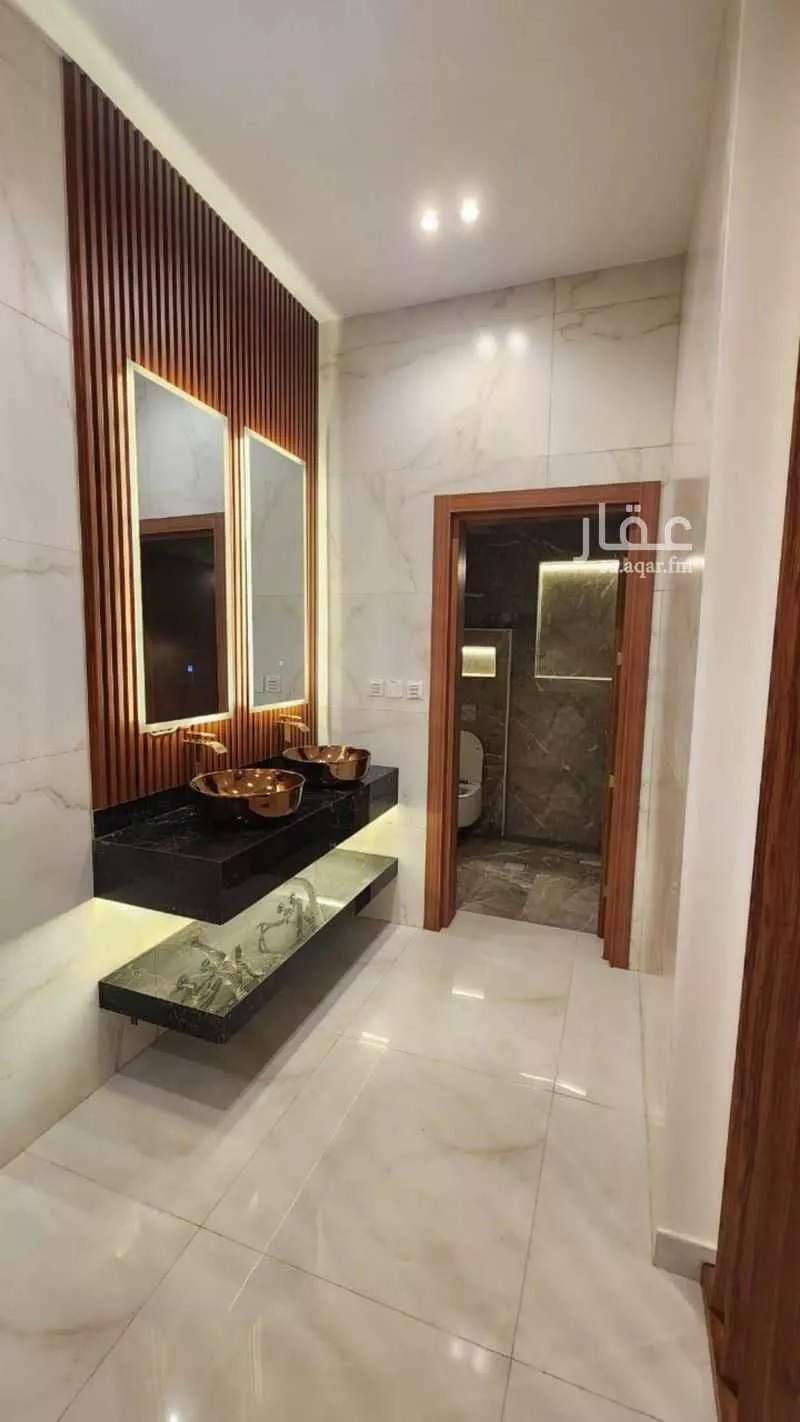 6 bedroom villa in Al Yaqout 20
