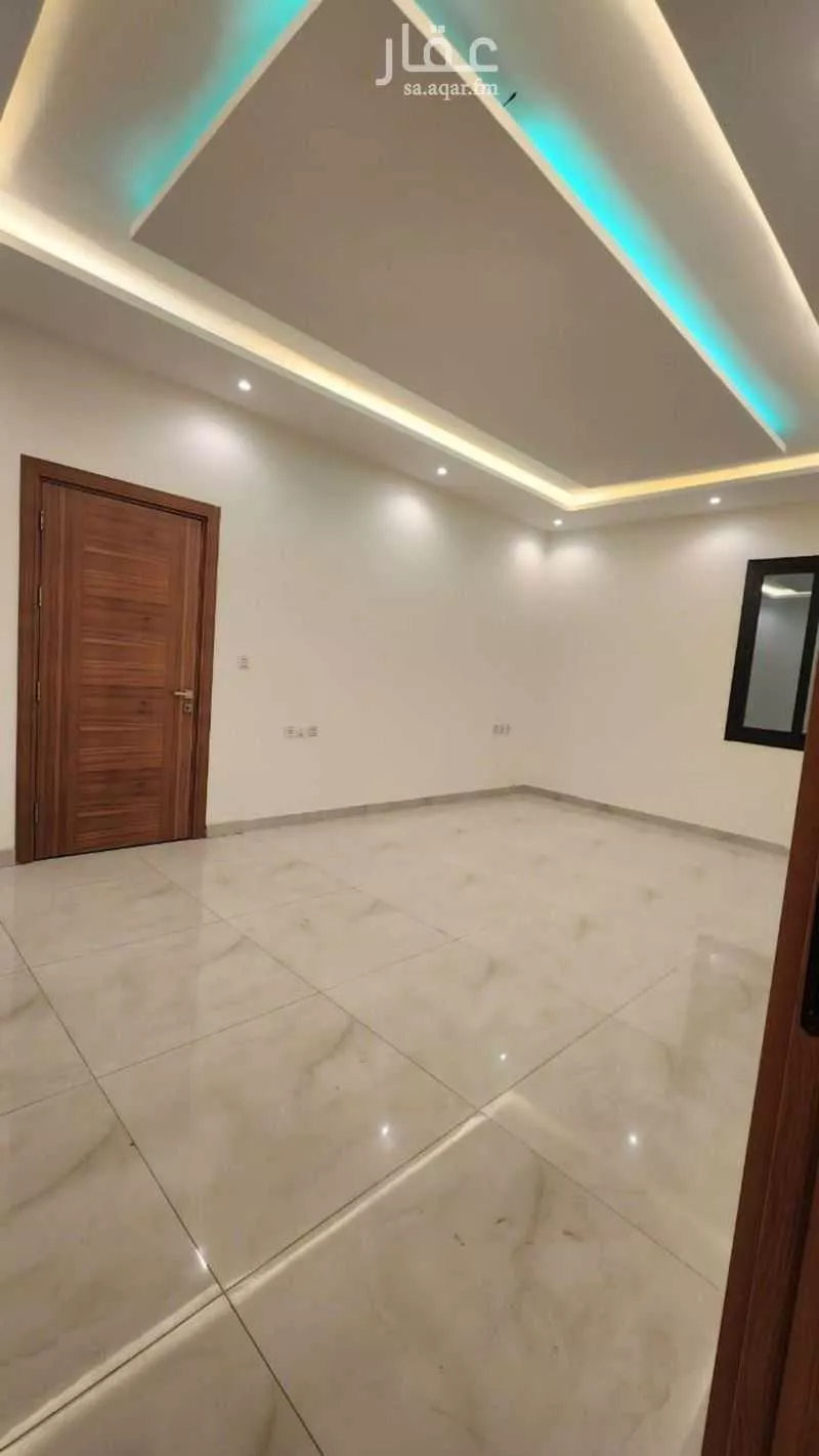 6 bedroom villa in Al Yaqout 21