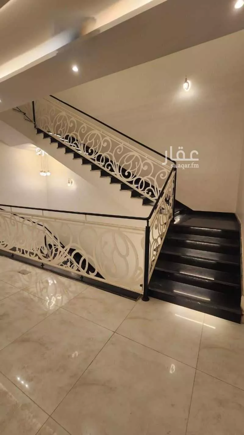 6 bedroom villa in Al Yaqout 29