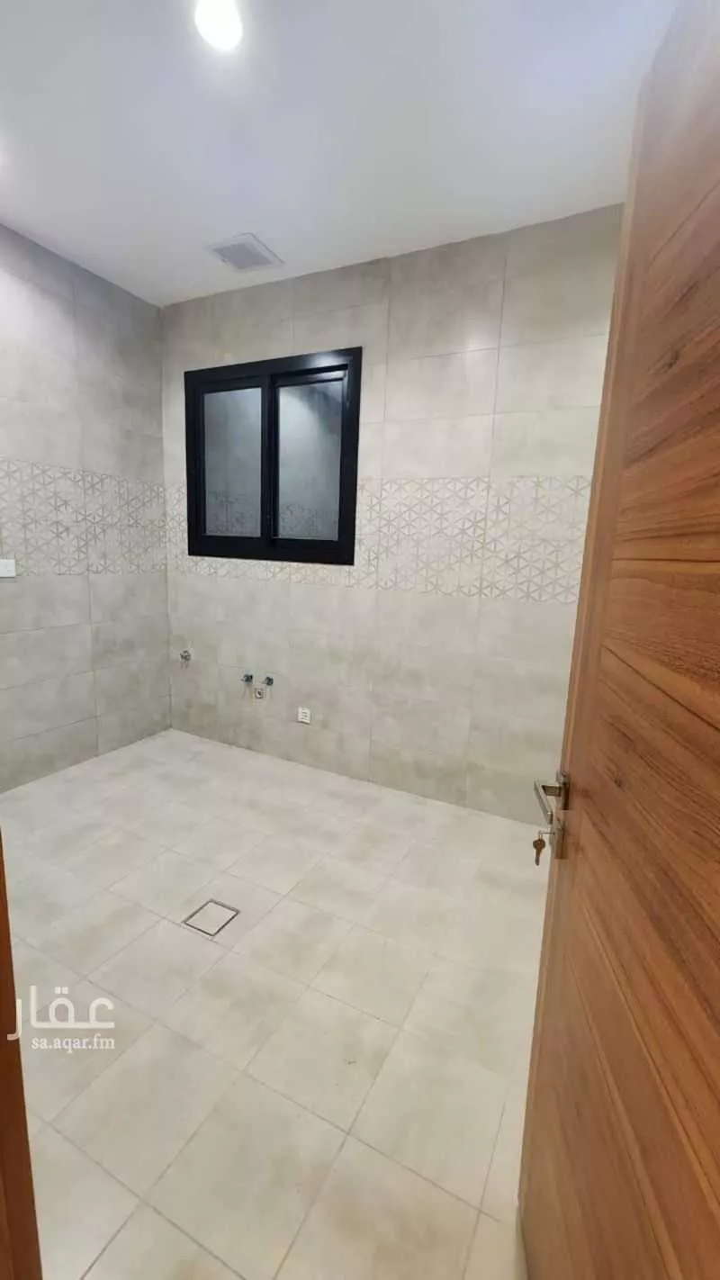 6 bedroom villa in Al Yaqout 9