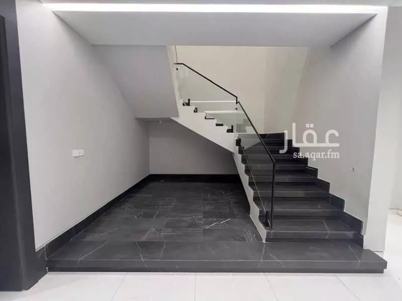 11 bedroom villa in Al Safwah 12