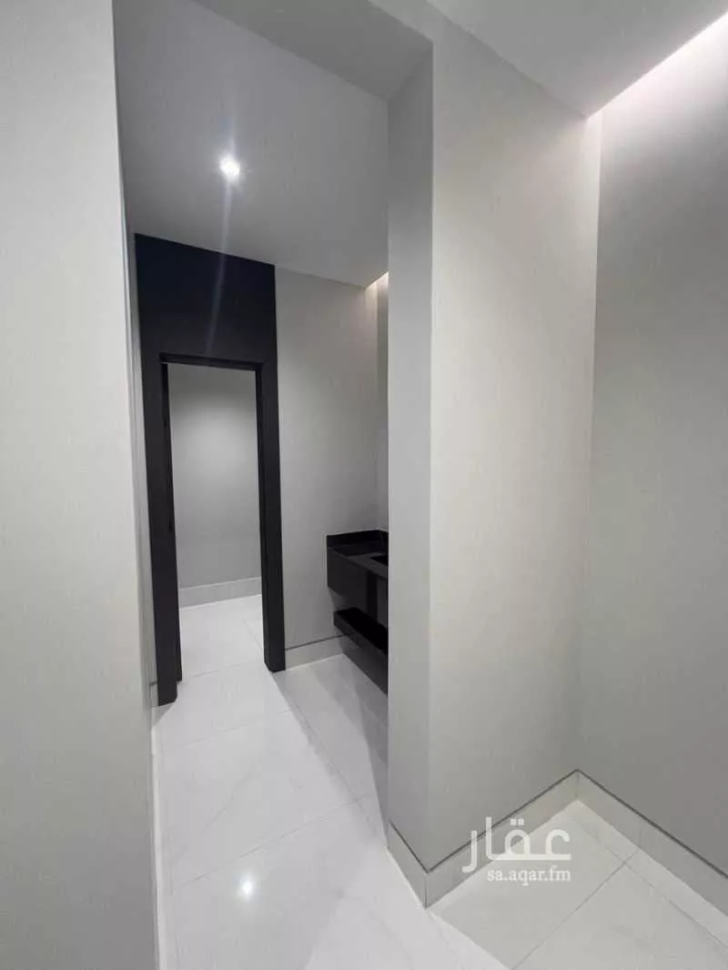 11 bedroom villa in Al Safwah 15