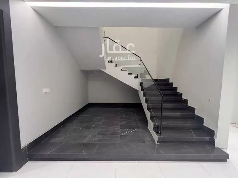 11 bedroom villa in Al Safwah 4