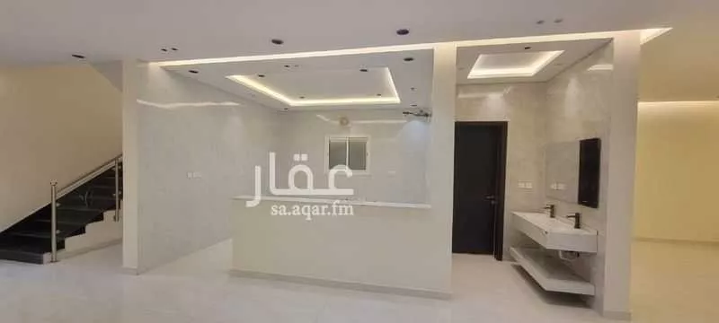 فيلا 6 غرف في الصوارى 12