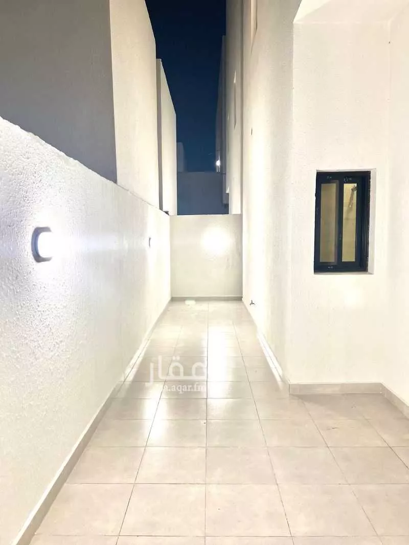 8 bedroom villa in Al Yaqout 21
