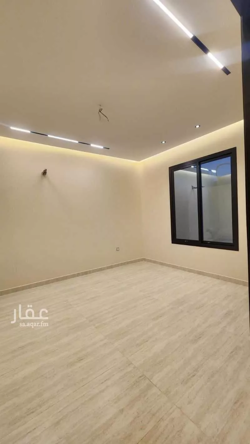 8 bedroom villa in Al Yaqout 9