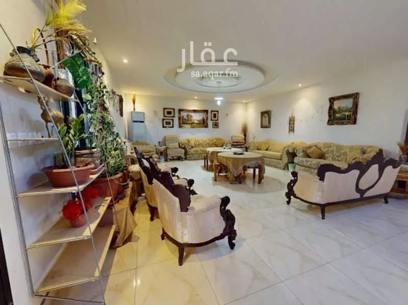 10 bedroom villa in Al Yaqout 5