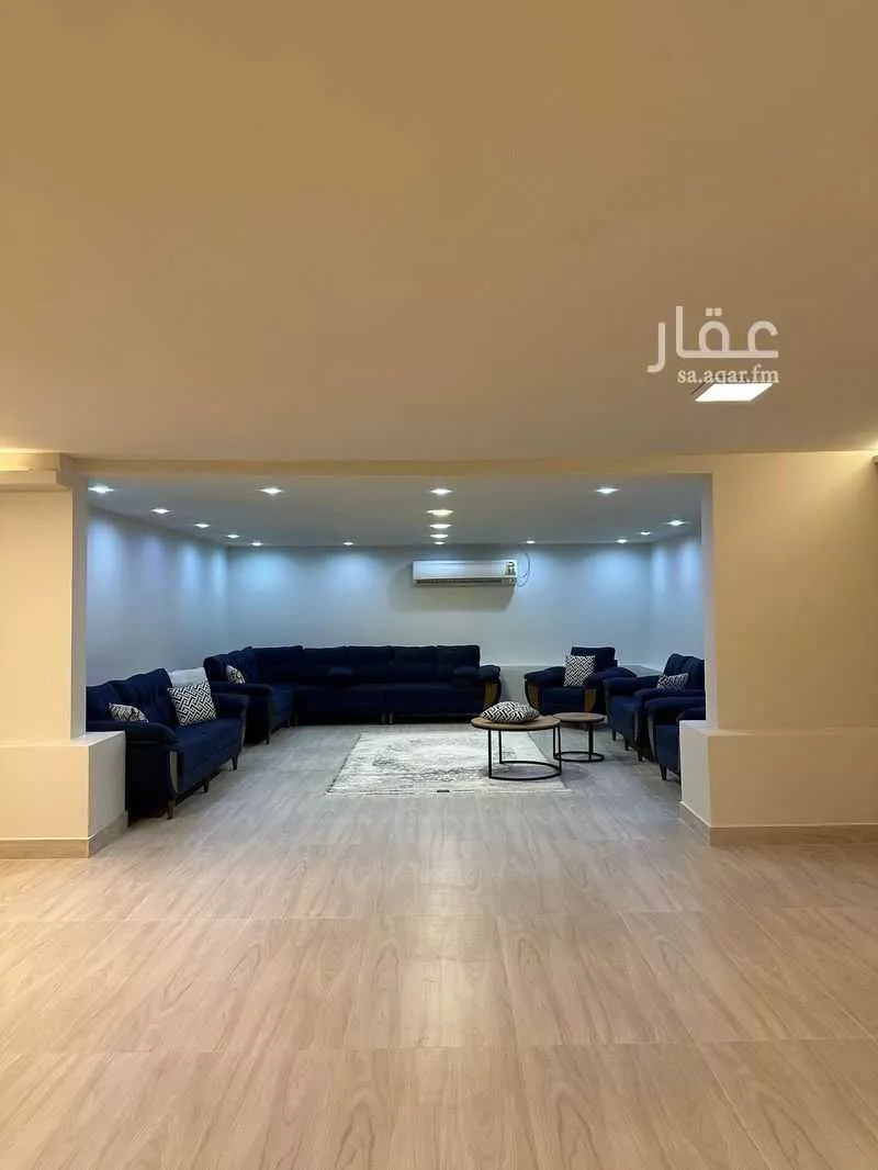 فيلا 7 غرف في طيبة 17