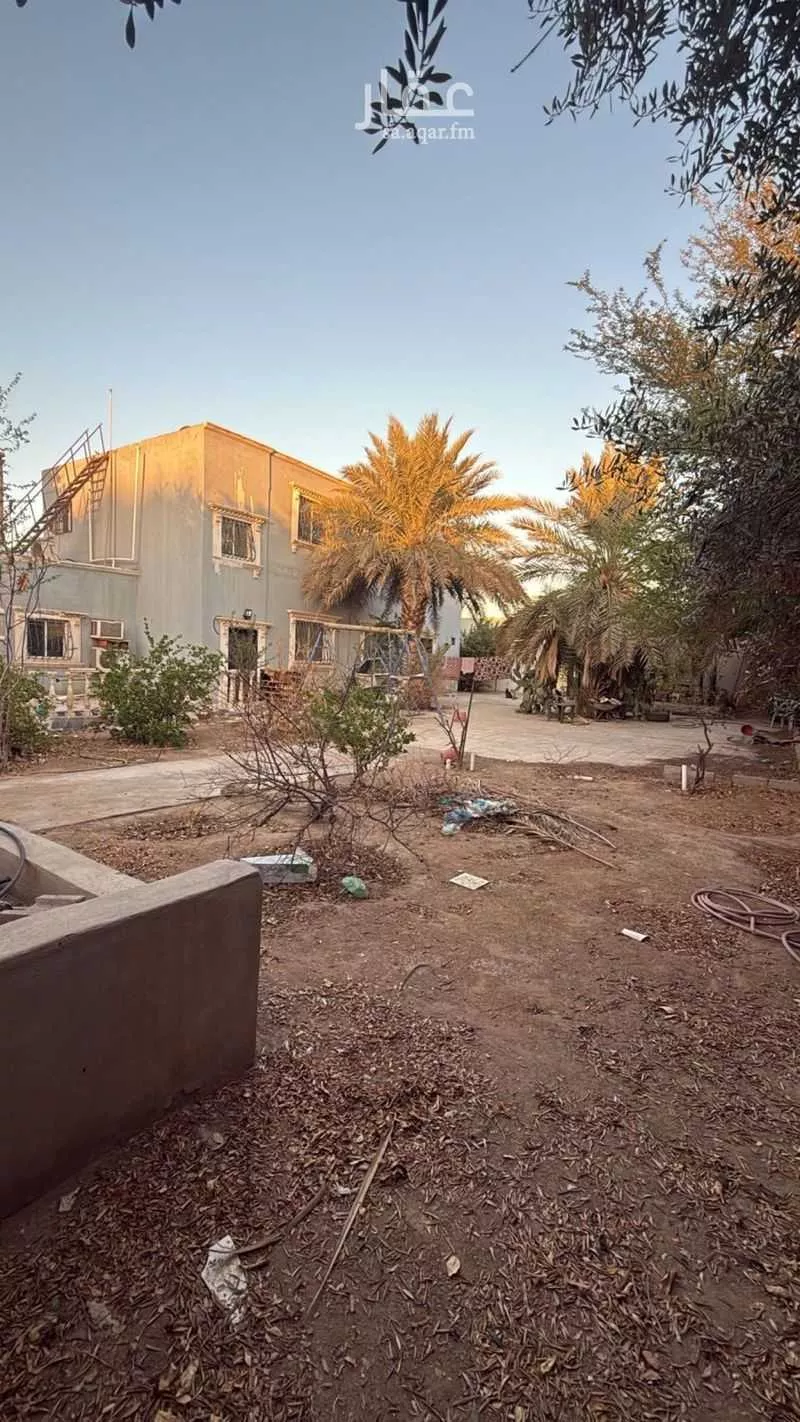 4 bedroom villa in Al Quraynah 2