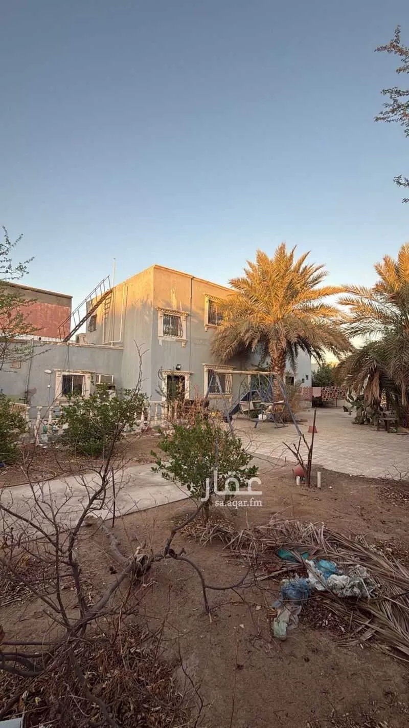4 bedroom villa in Al Quraynah 4
