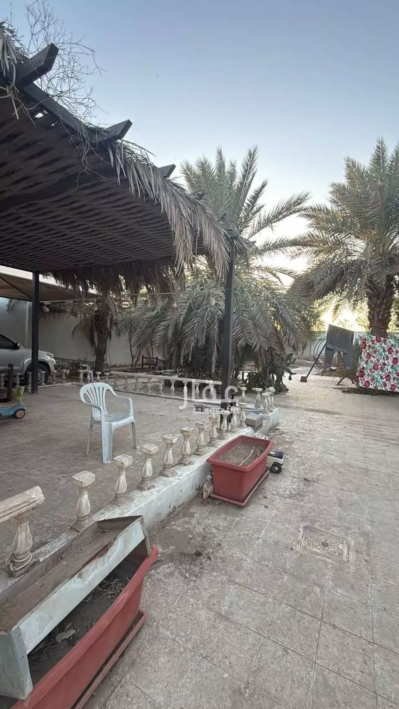 4 bedroom villa in Al Quraynah 8