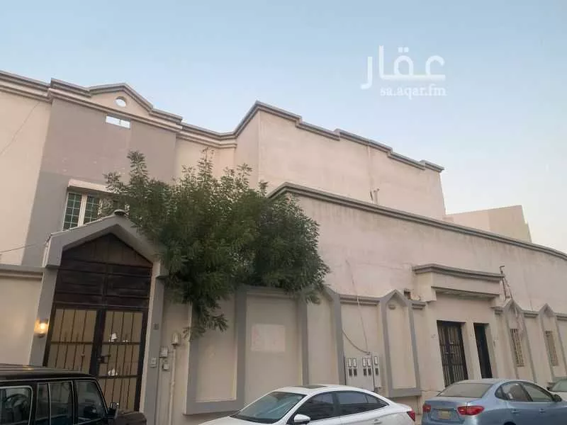 18 bedroom villa in Al Sanabel 3
