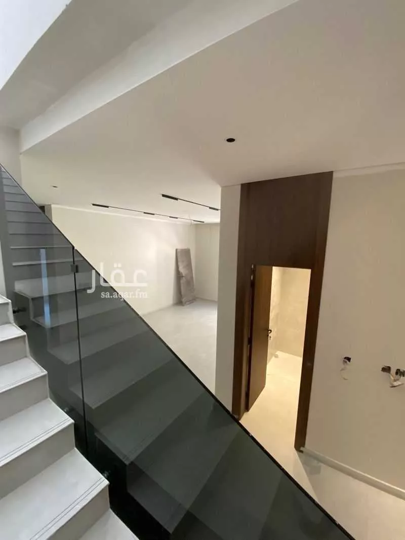 4 bedroom villa in Al Yaqout 12