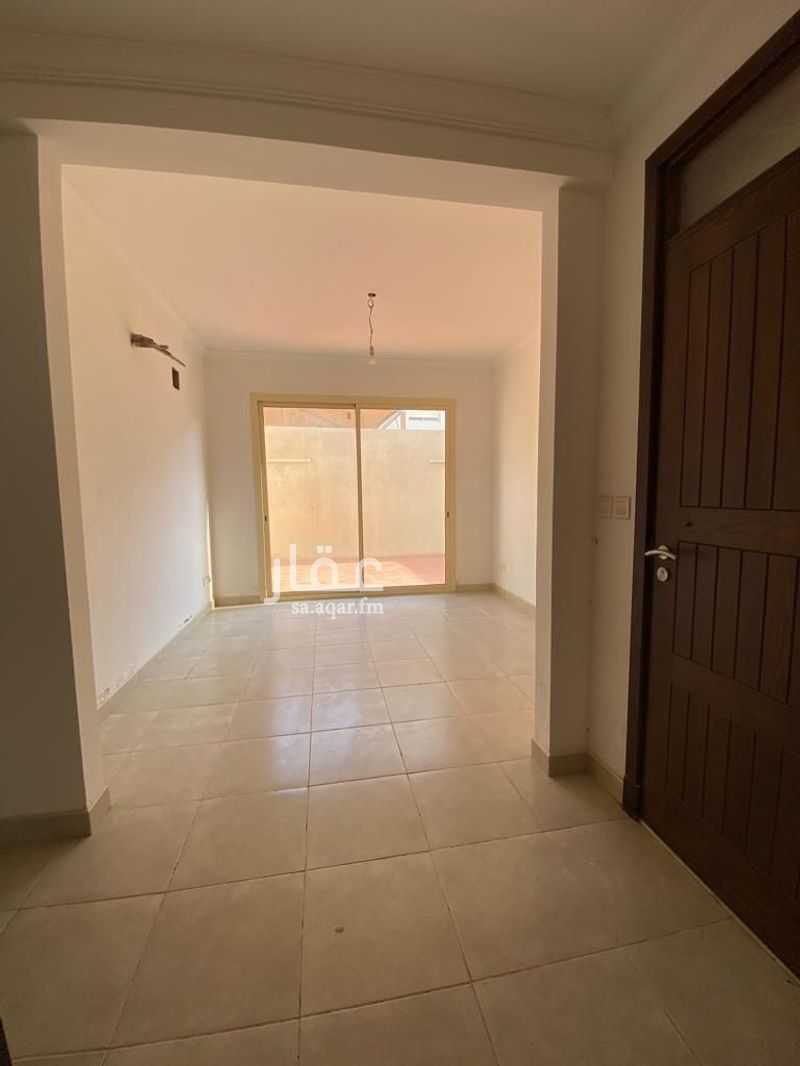 3 bedroom villa in Al Gharbiyah, Jeddah 6