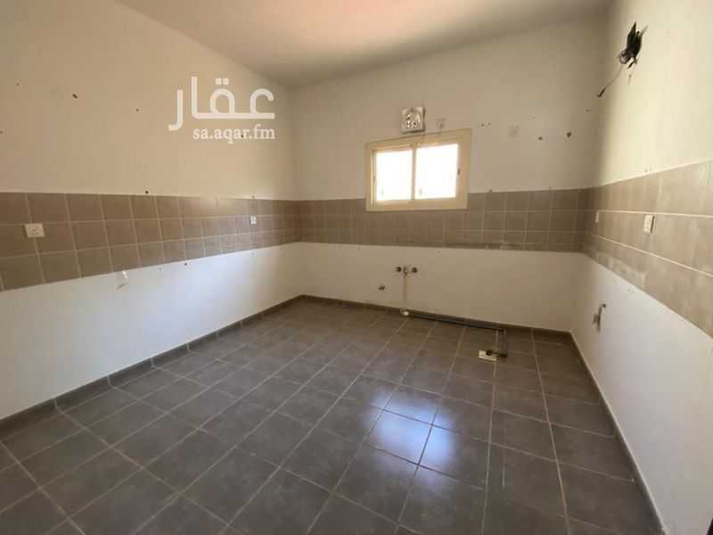 3 bedroom villa in Al Gharbiyah, Jeddah 11