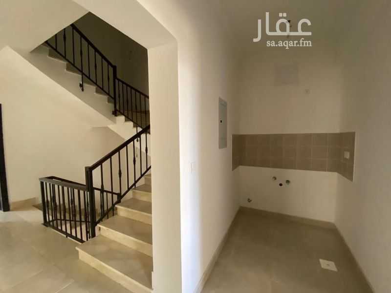 3 bedroom villa in Al Gharbiyah, Jeddah 9