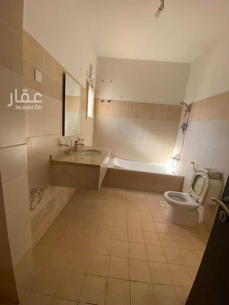 3 bedroom villa in Al Gharbiyah, Jeddah 10