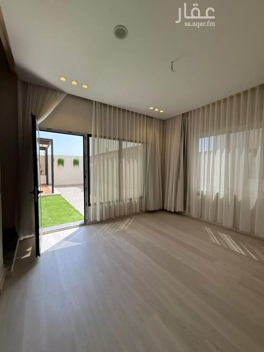 10 bedroom villa in Al Wahah 5