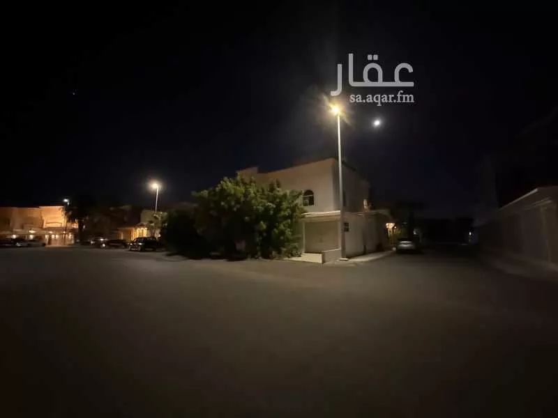 5 bedroom villa in Al Basateen 5