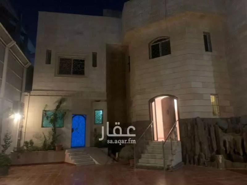 9 bedroom duplex in Al Muntazah 2