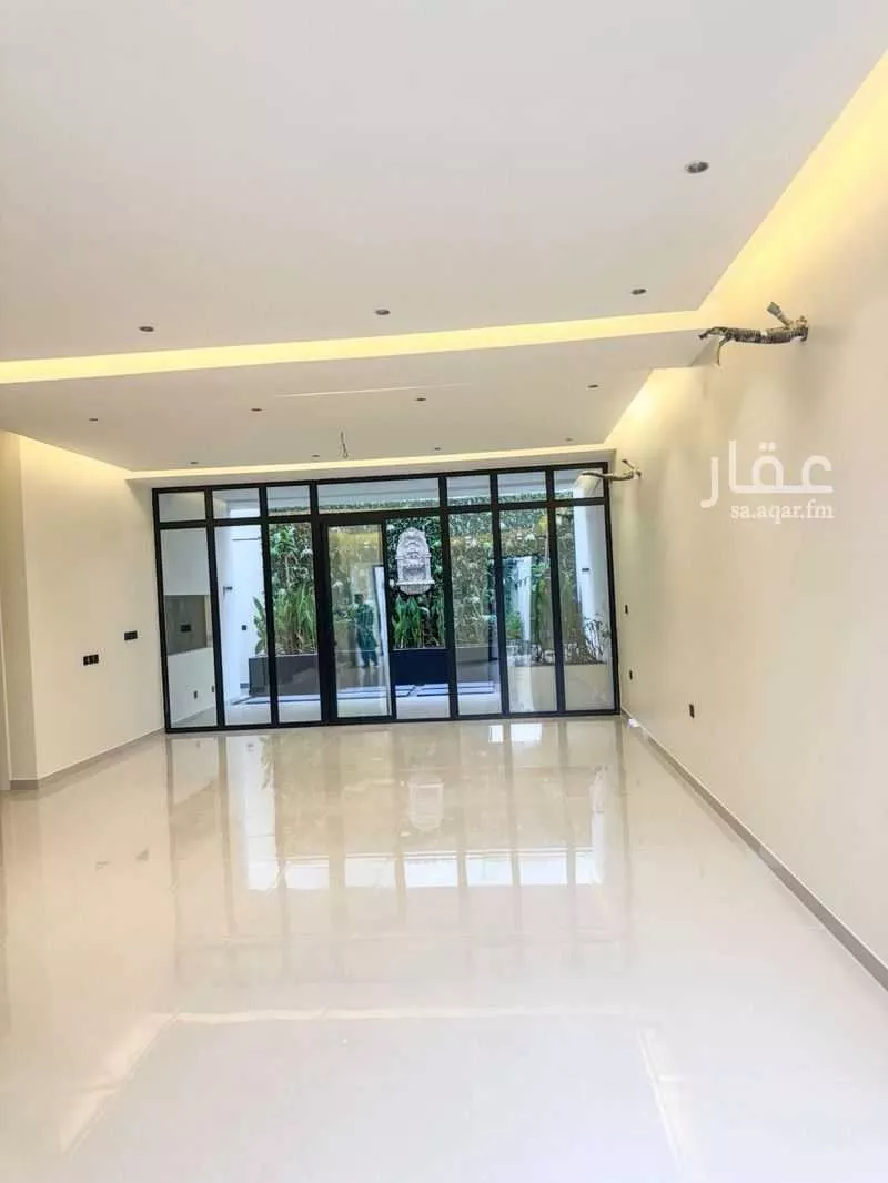 فيلا 5 غرف في الصوارى 8
