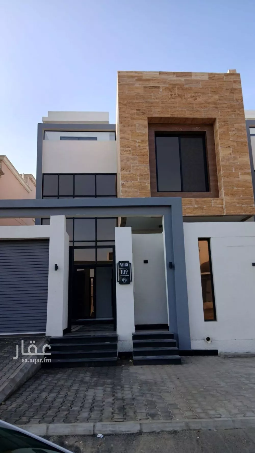 8 bedroom villa in Az Zomorod 5