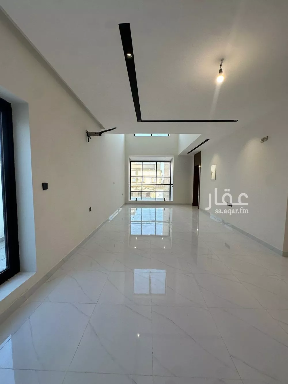 8 bedroom villa in Az Zomorod 7