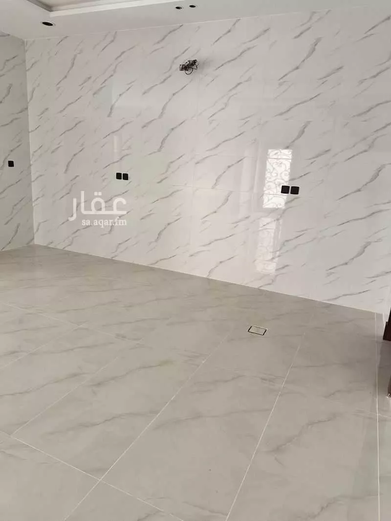 فيلا 9 غرف في الأمواج 5