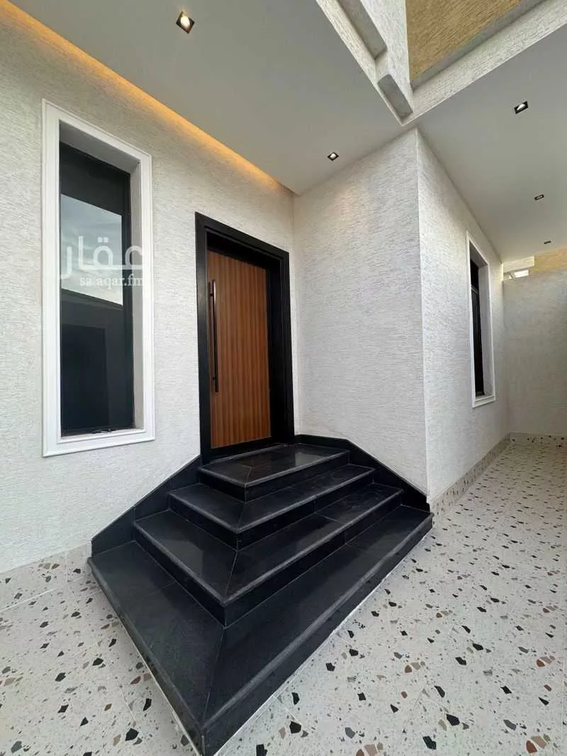 5 bedroom villa in Al Yaqout 2