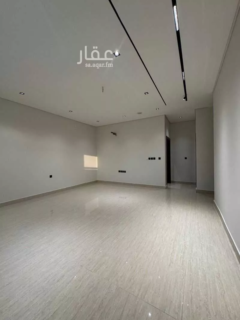 5 bedroom villa in Al Yaqout 11
