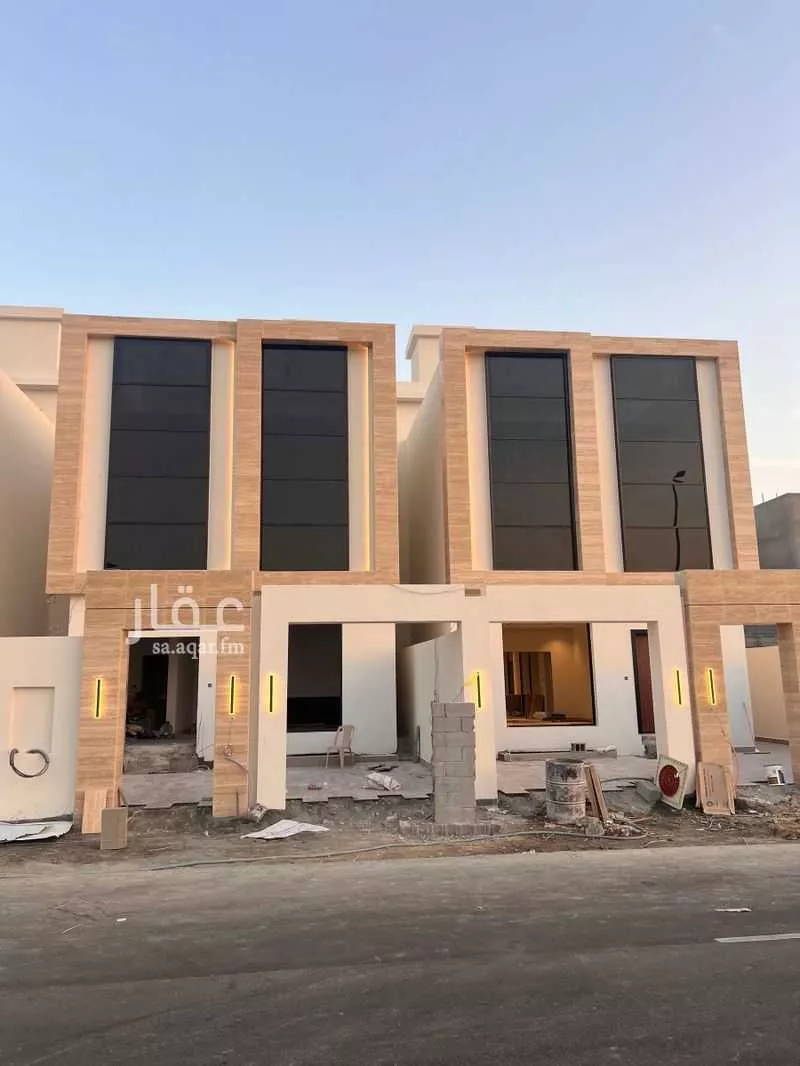 فيلا 5 غرف في الشراع 11
