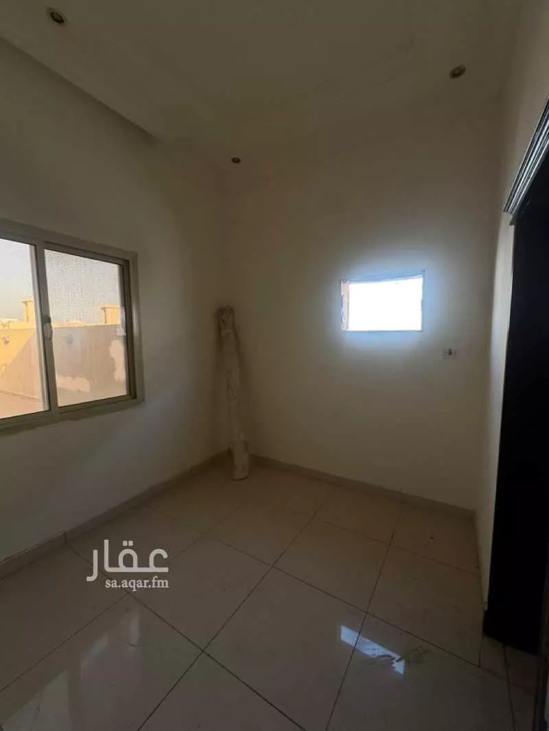 8 bedroom villa in Al Hamdaniyah 27