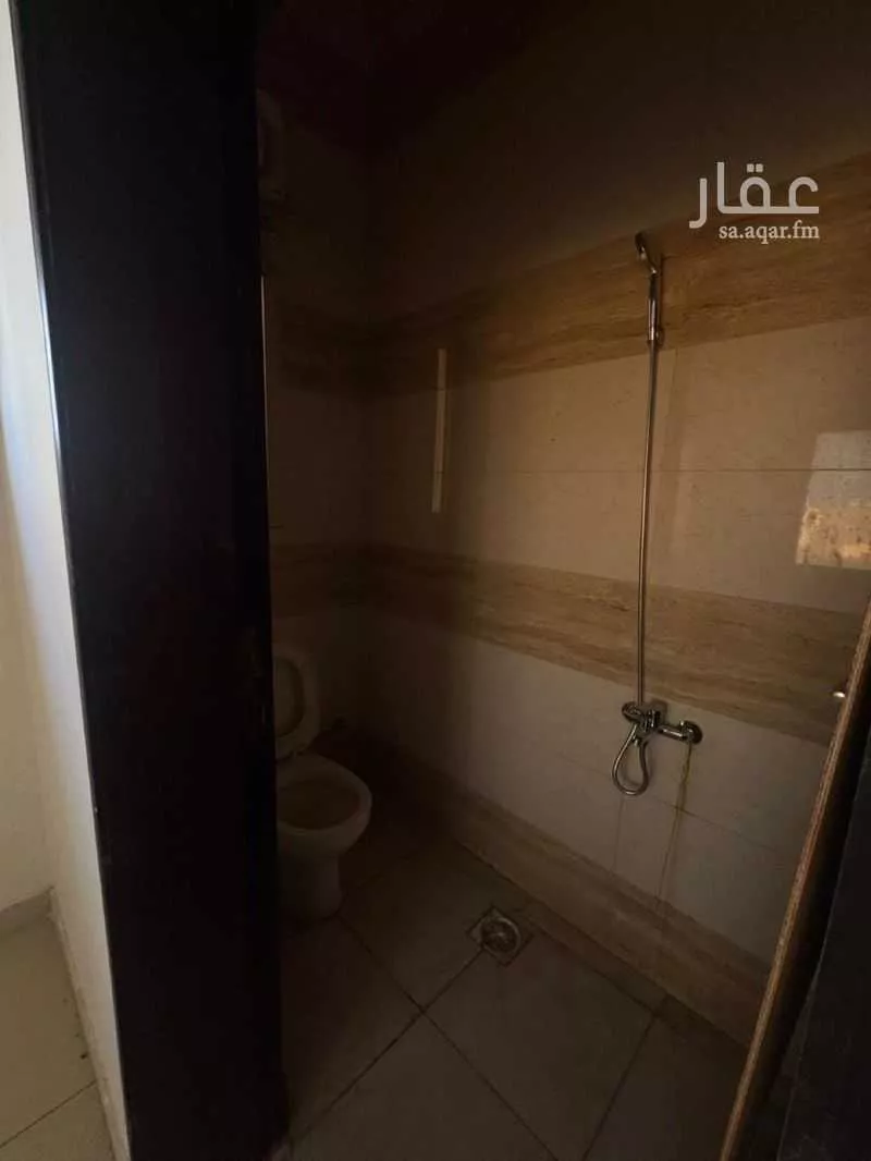 8 bedroom villa in Al Hamdaniyah 28