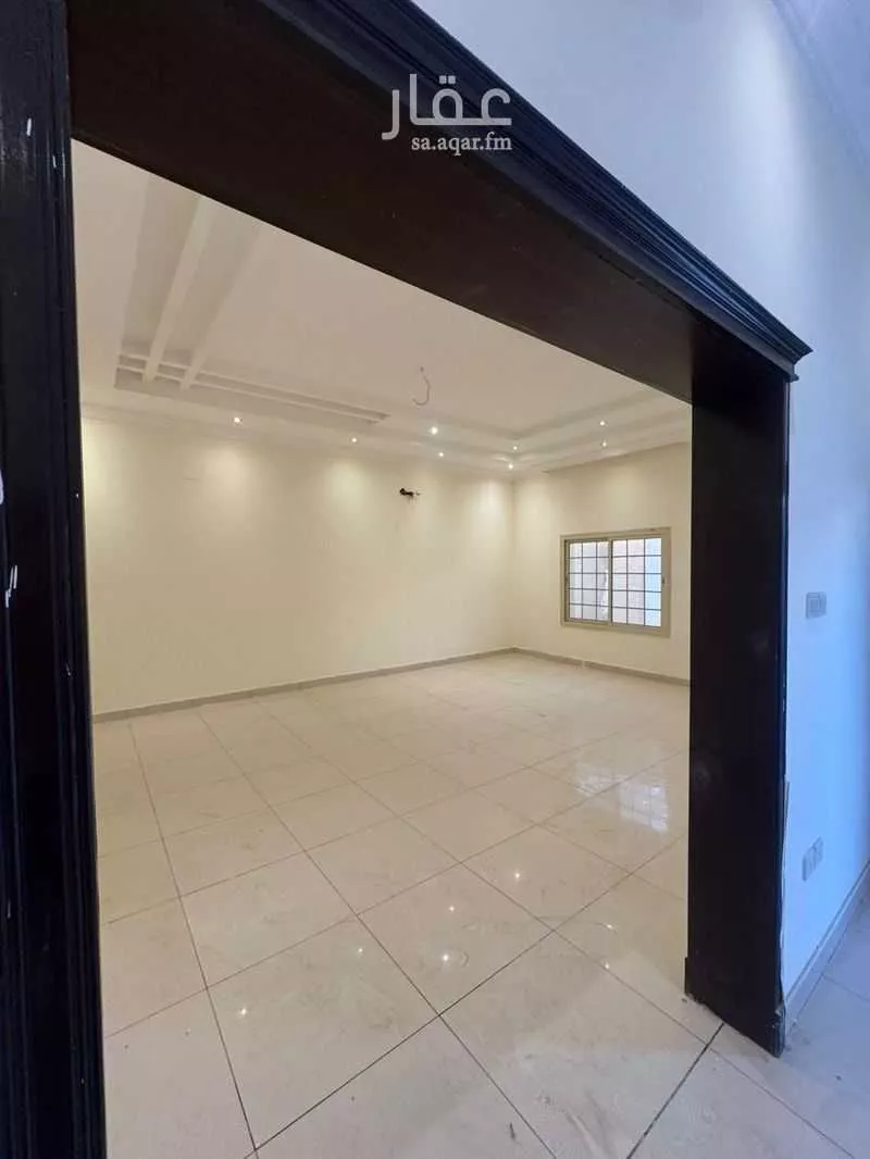 8 bedroom villa in Al Hamdaniyah 6