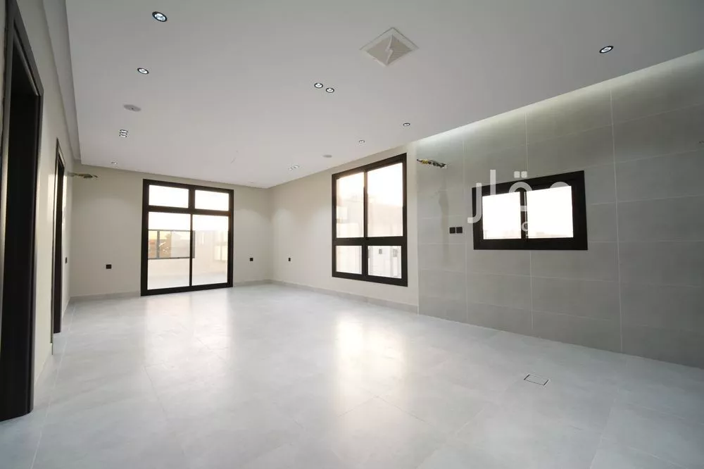 4 bedroom apartment in Al Bawadi, Jeddah 3