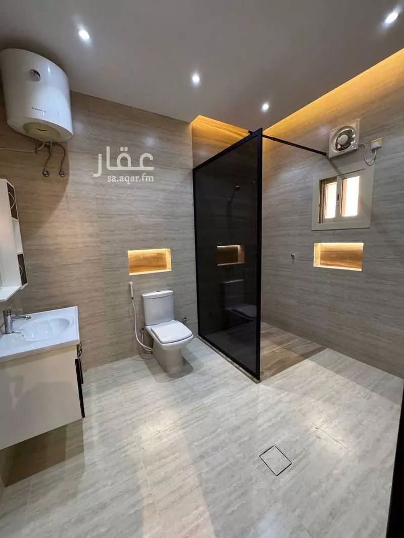 8 bedroom villa in Abhur North 18