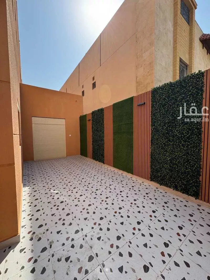 8 bedroom villa in Abhur North 5