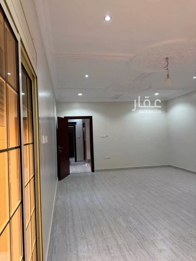 8 bedroom villa in Abhur North 8