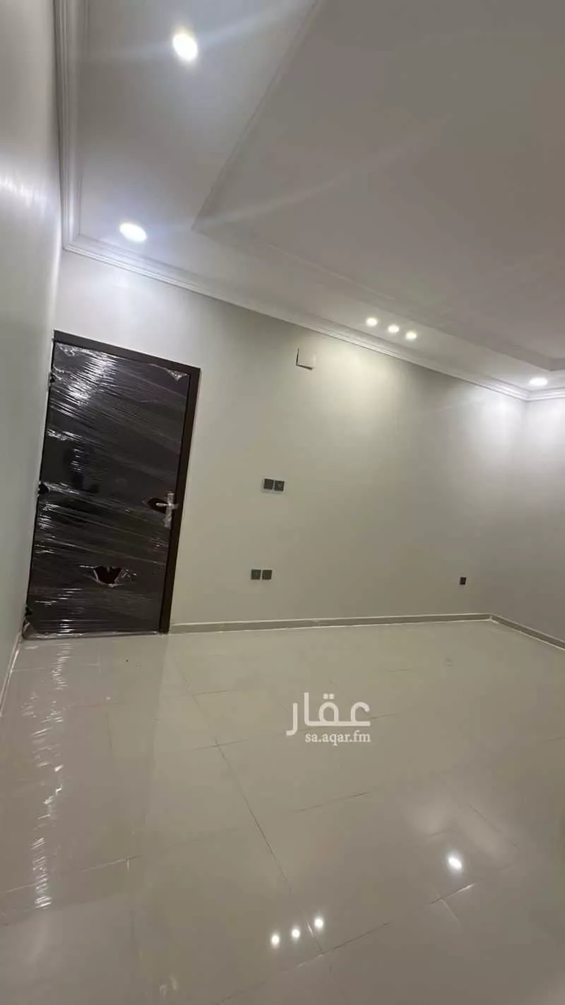 2 bedroom apartment in Al Shati, Jazan 11