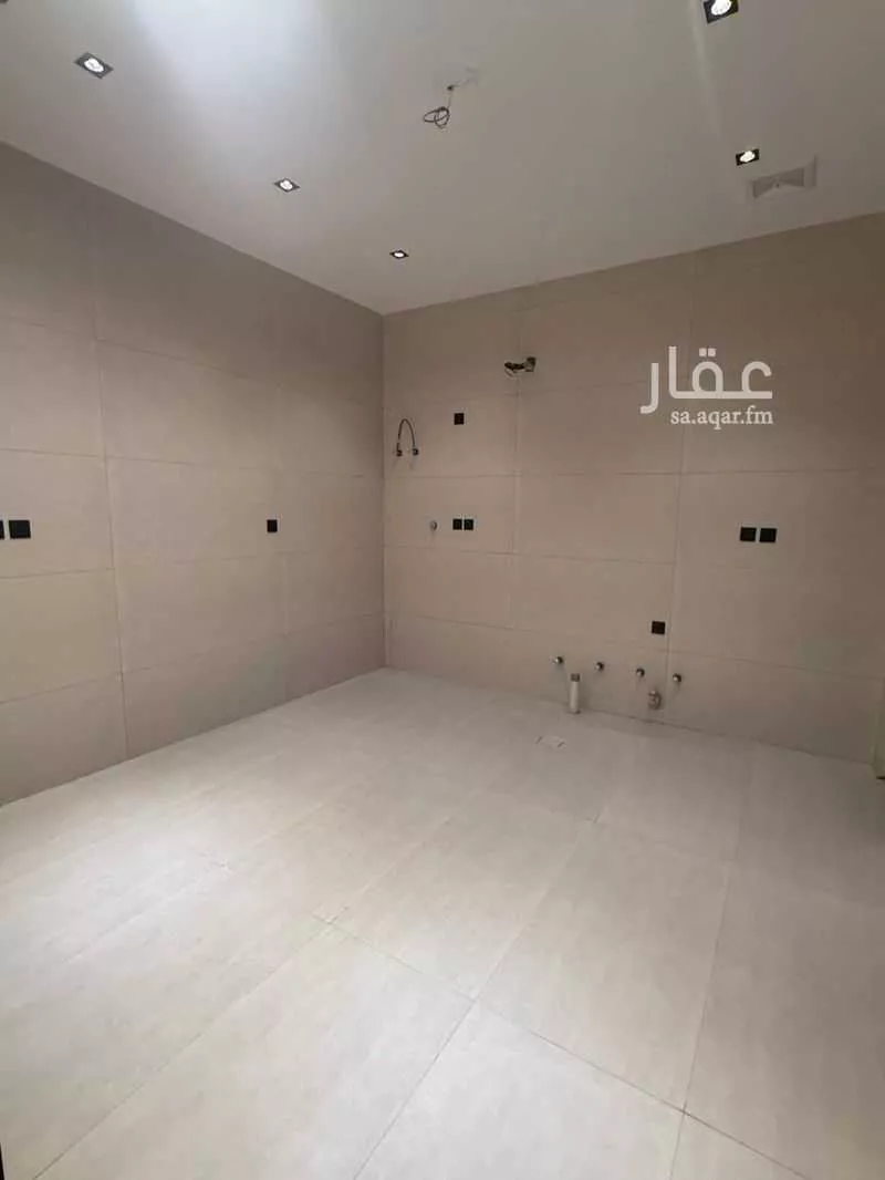 6 bedroom villa in Bahrah 2