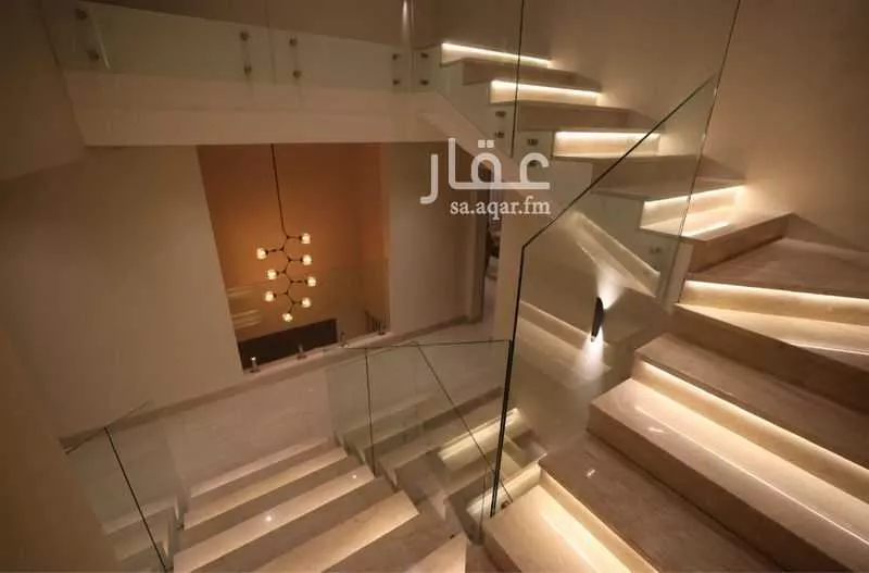 9 bedroom villa in At Taawon 6