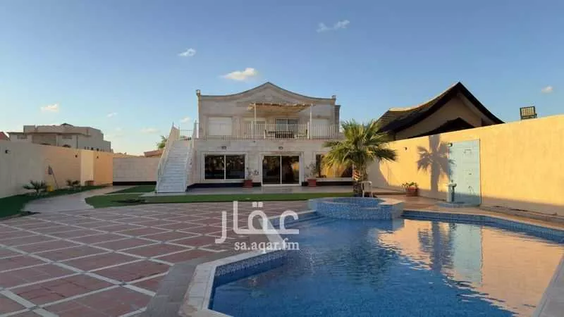 6 bedroom villa in Az Zomorod 5