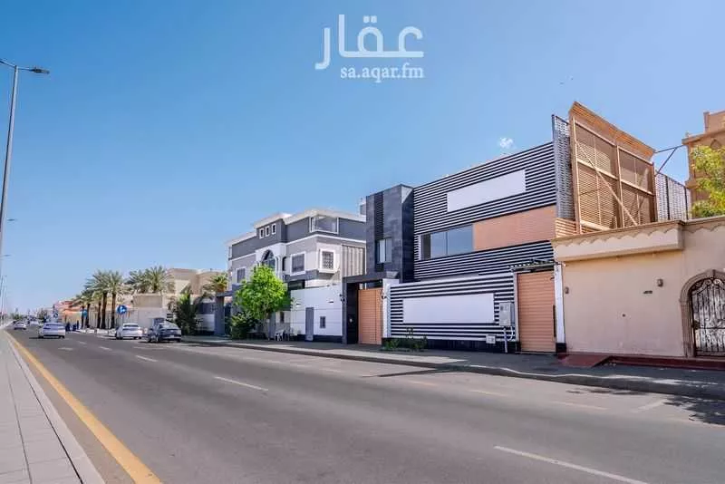 14 bedroom villa in Al Rabwa 5