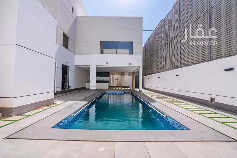 14 bedroom villa in Al Rabwa 7