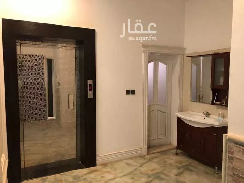 فيلا 9 غرف في الحمدانية 3